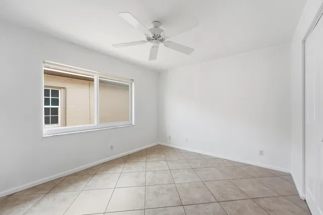 Residence photo 31