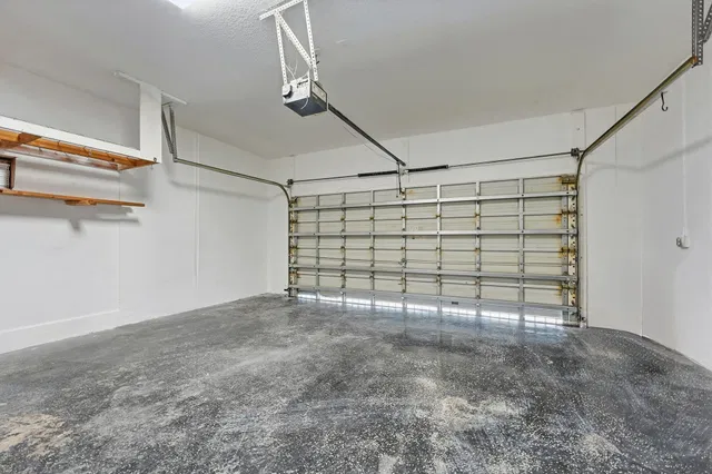 Residence photo 36