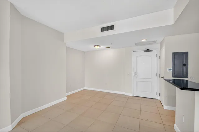 The Whitney Unit 630 photo 5