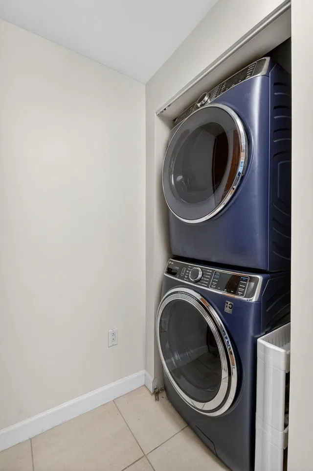 The Whitney Unit 630 photo 12
