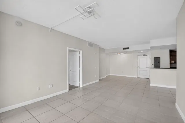 The Whitney Unit 630 photo 16