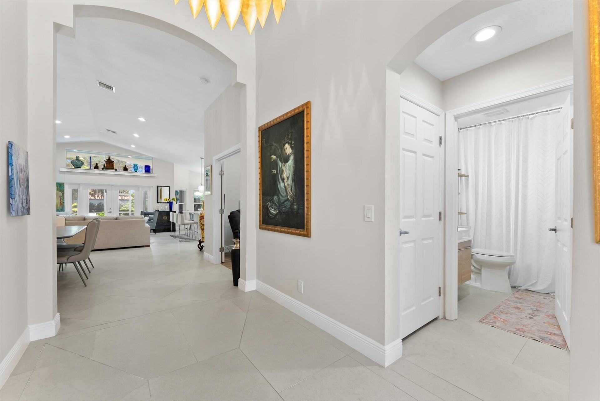 Residence photo 4