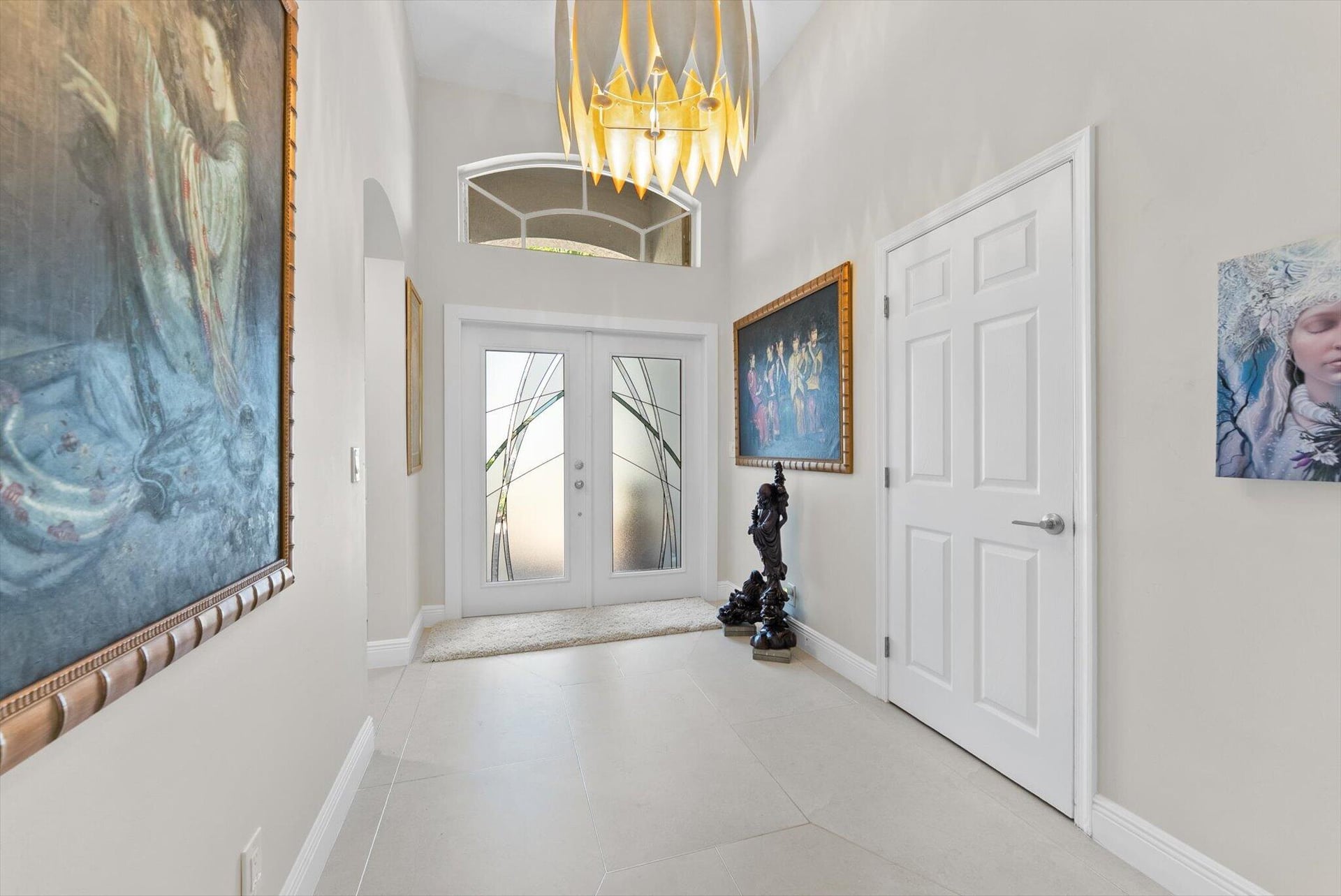 Residence photo 5