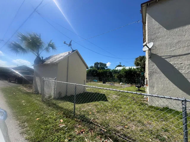 Residence photo 9