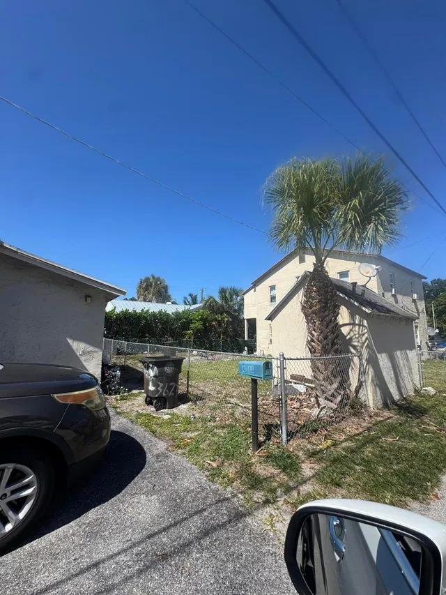 Residence photo 11