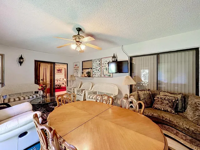 Residence photo 27