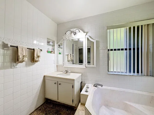 Residence photo 33