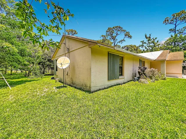 Residence photo 48