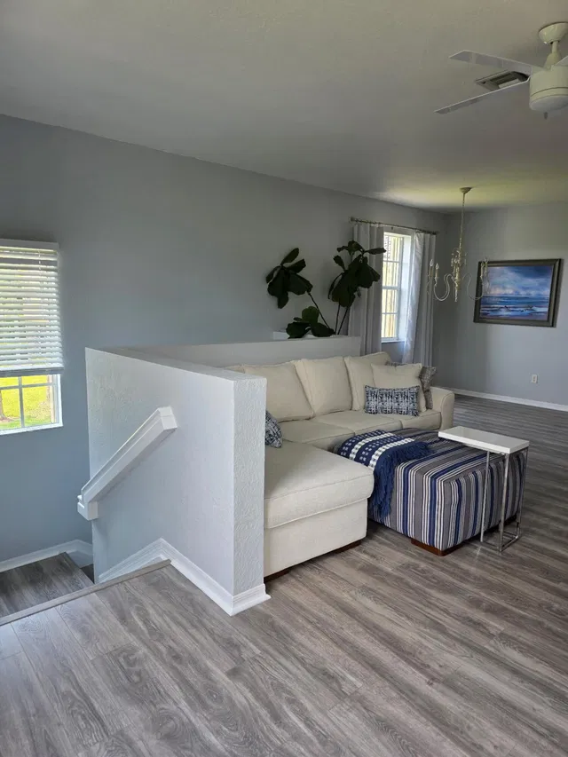 Unit 204 photo 3