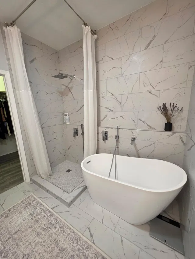 Unit 204 photo 12