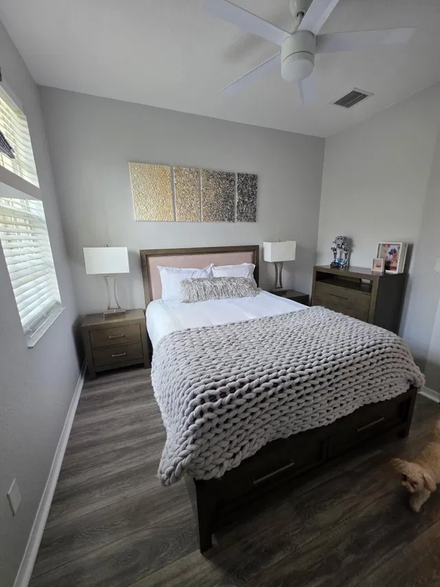 Unit 204 photo 18