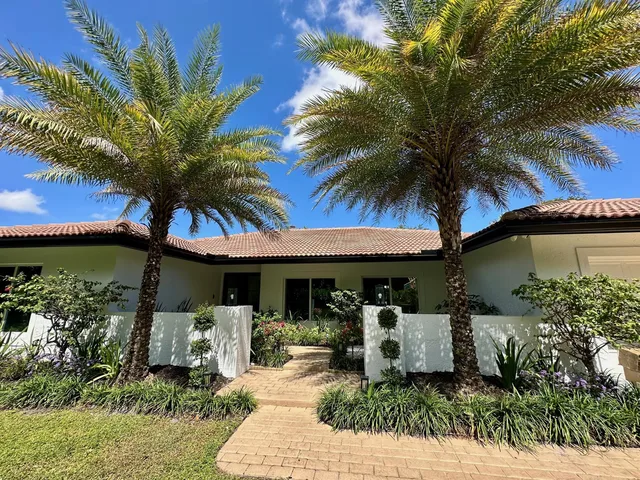 Boca Bath & Tennis Residence photo 2