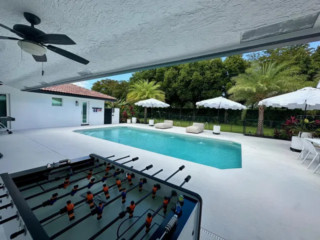 Boca Bath & Tennis Residence photo 42