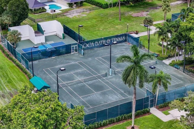 Boca Bath & Tennis Residence photo 65