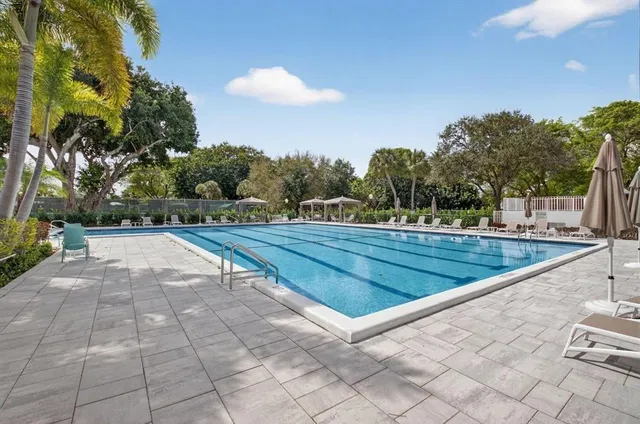 Boca Bath & Tennis Residence photo 77