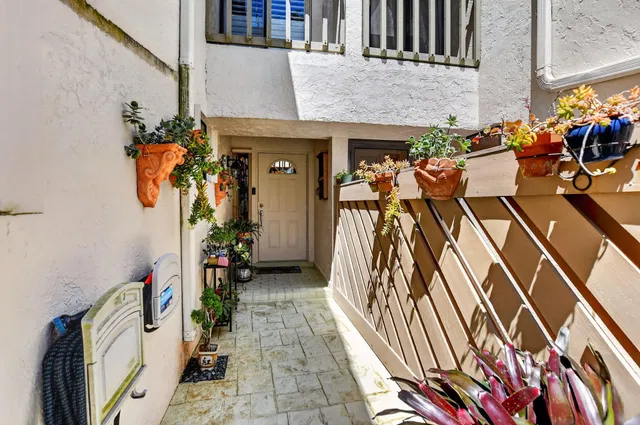  Residence photo 29