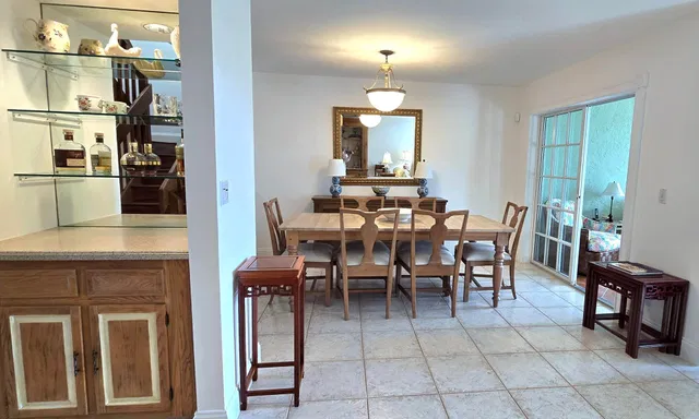  Residence photo 36