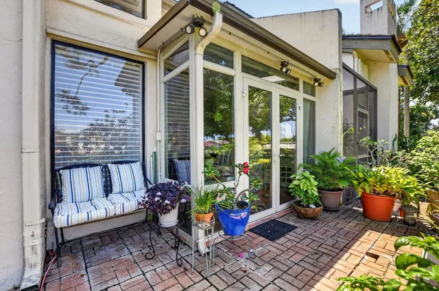  Residence photo 48