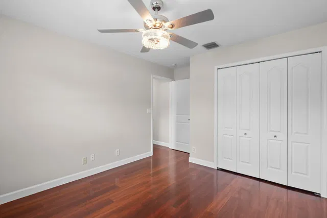 Residence photo 28