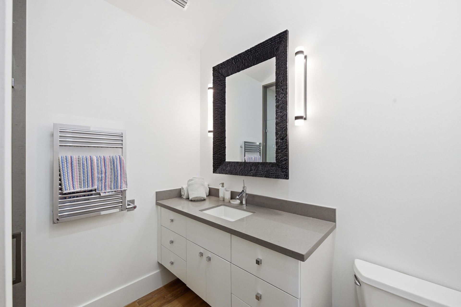Windsor Way Residence photo 19