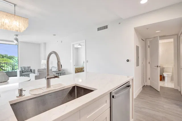 Boynton Beach Club Unit 406 photo 12