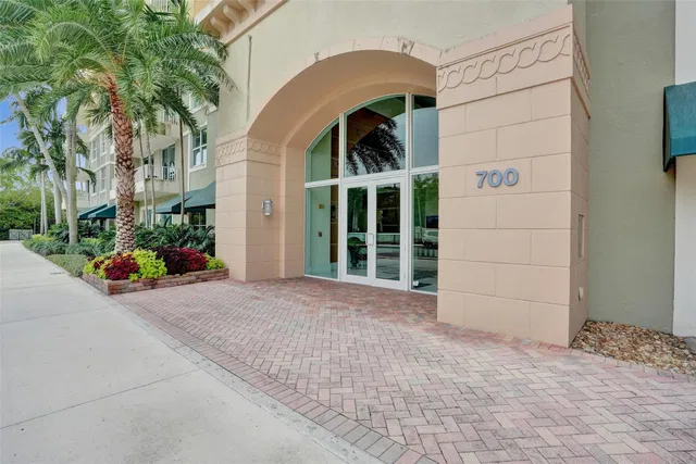 Boynton Beach Club Unit 406 photo 32