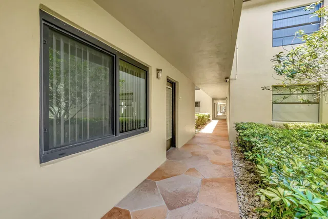 Residence photo 23