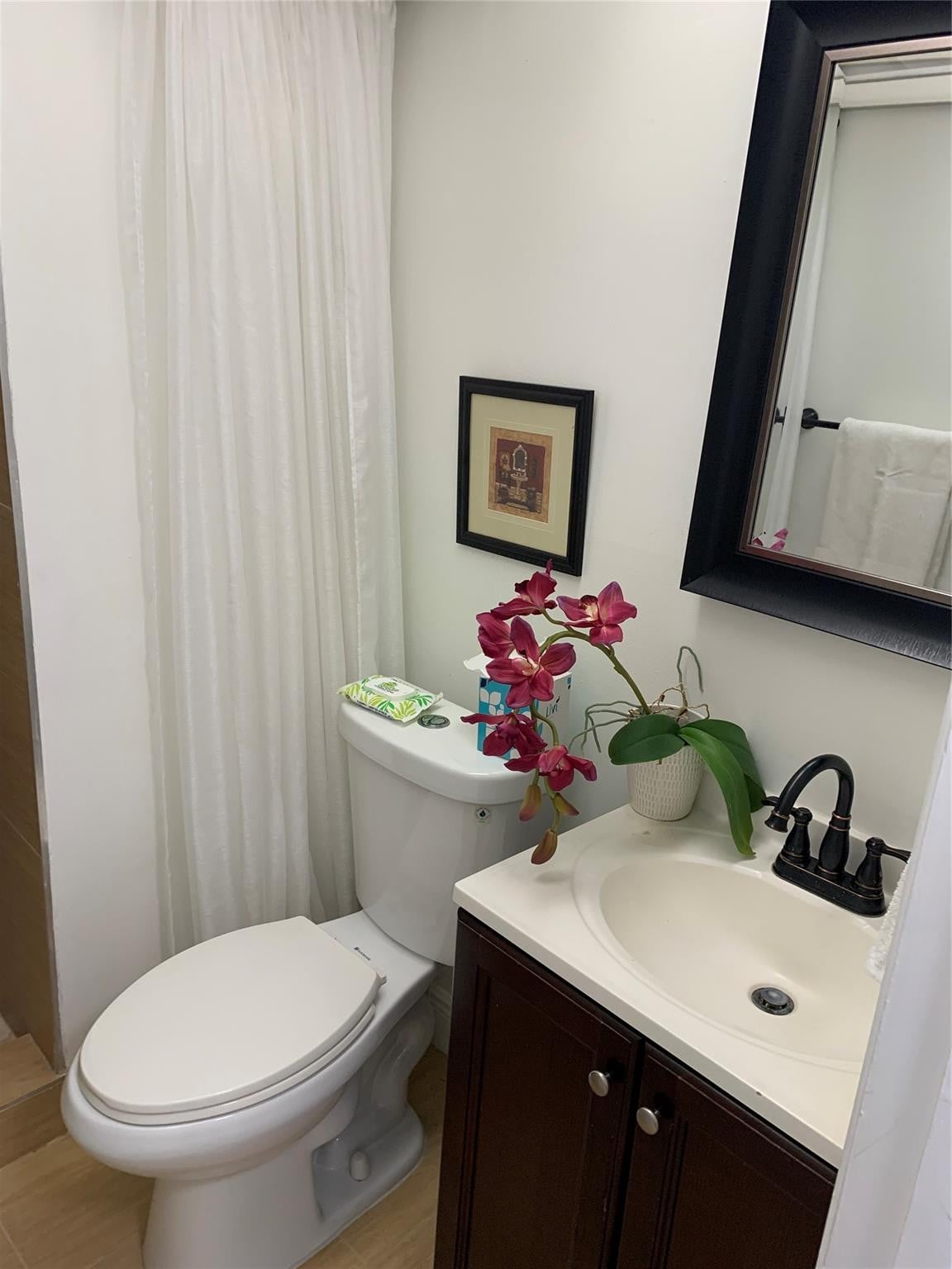  Unit 206 photo 4