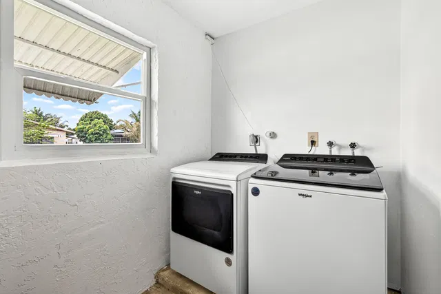 Residence photo 24