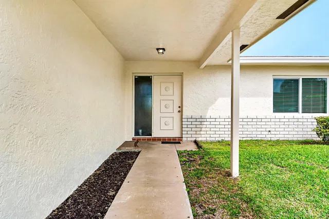 Residence photo 26
