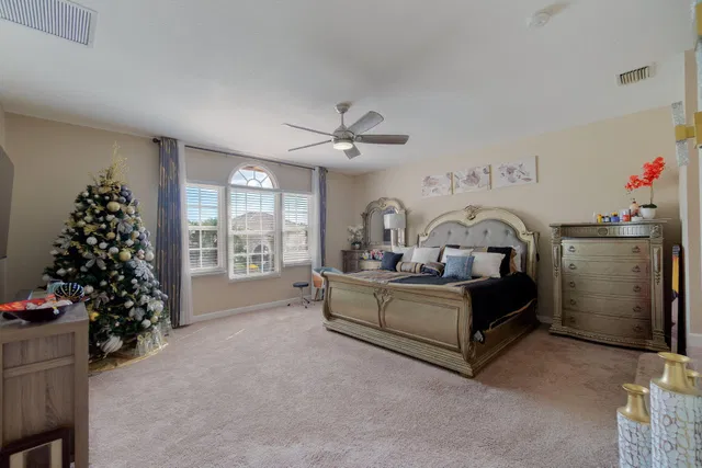 Residence photo 13
