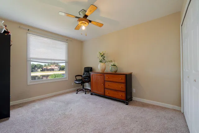 Residence photo 19