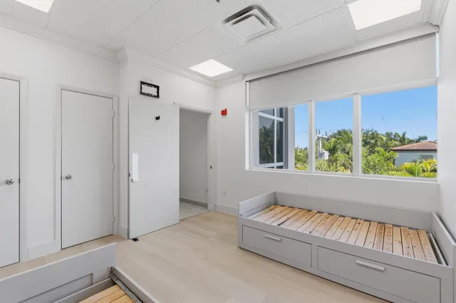  Residence photo 13