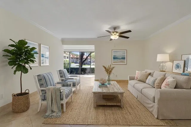 PGA National Palm Beach Gardens Unit 104 photo 9