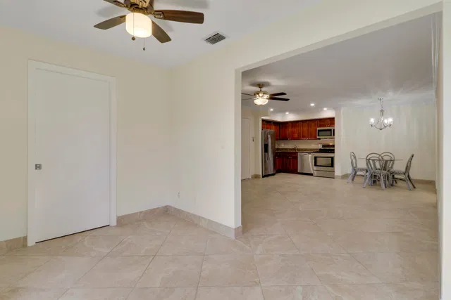 PGA National Palm Beach Gardens Unit 104 photo 18