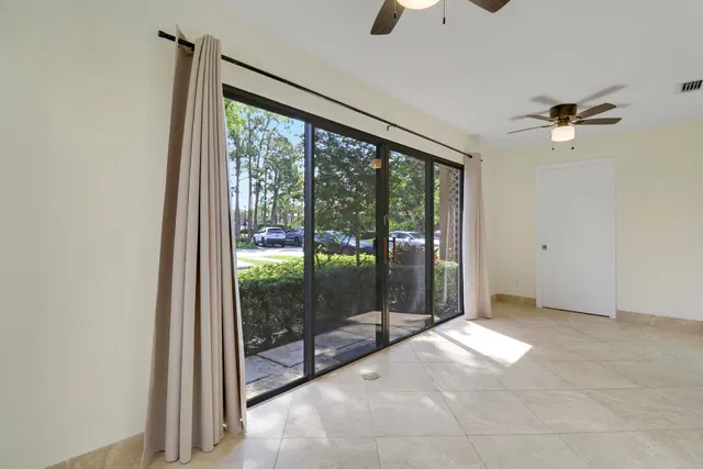 PGA National Palm Beach Gardens Unit 104 photo 22