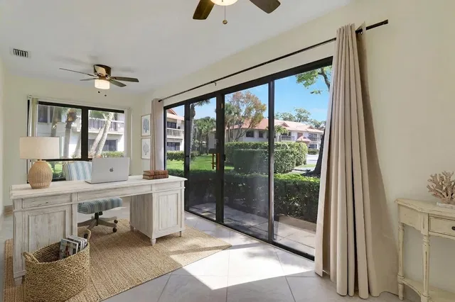 PGA National Palm Beach Gardens Unit 104 photo 26