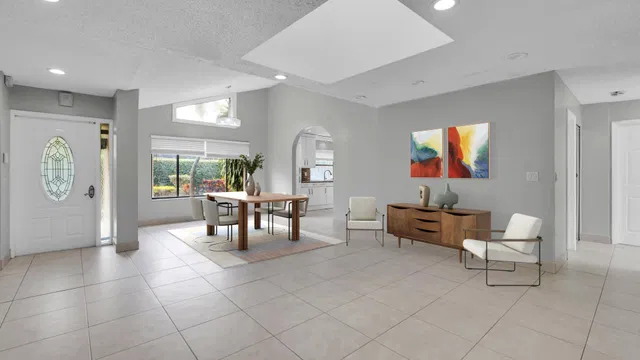 Residence photo 3