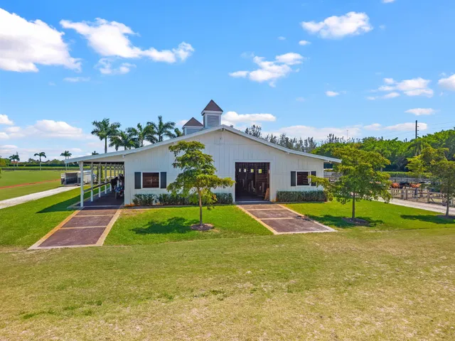 Residence photo 4
