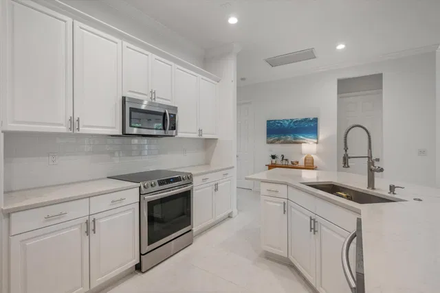 Shady Oaks Residence photo 15
