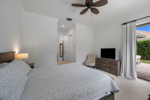 Shady Oaks Residence photo 18