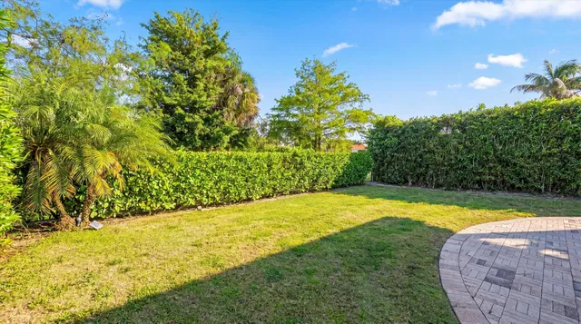 Shady Oaks Residence photo 30