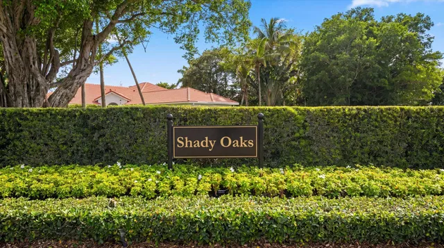 Shady Oaks Residence photo 35