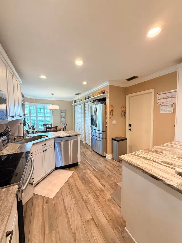 Residence photo 10