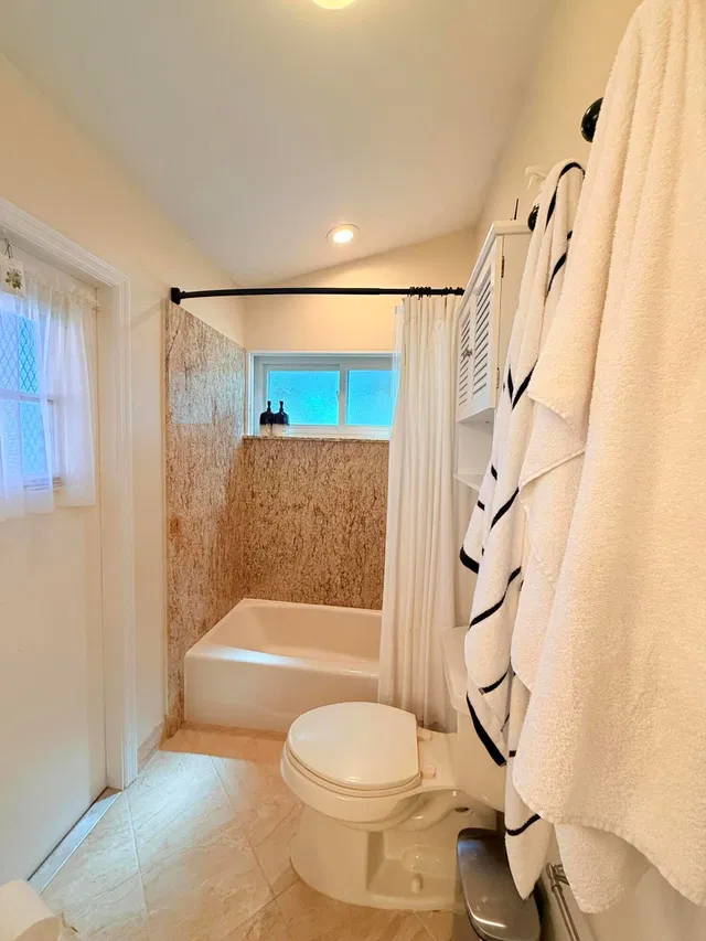 Residence photo 17