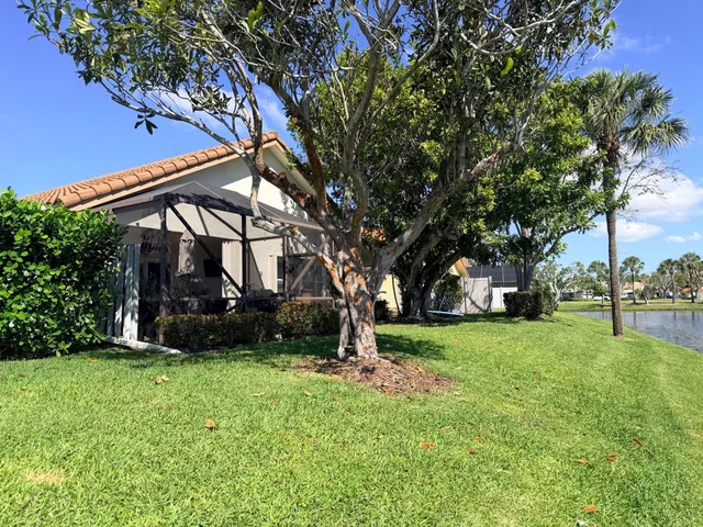Residence photo 25