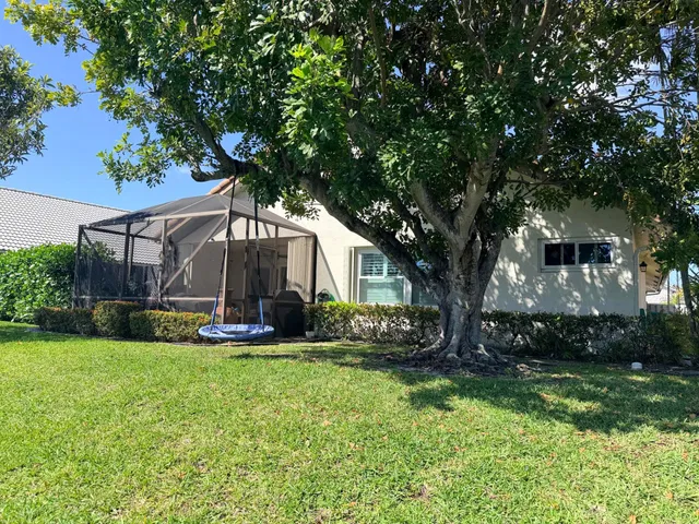 Residence photo 26
