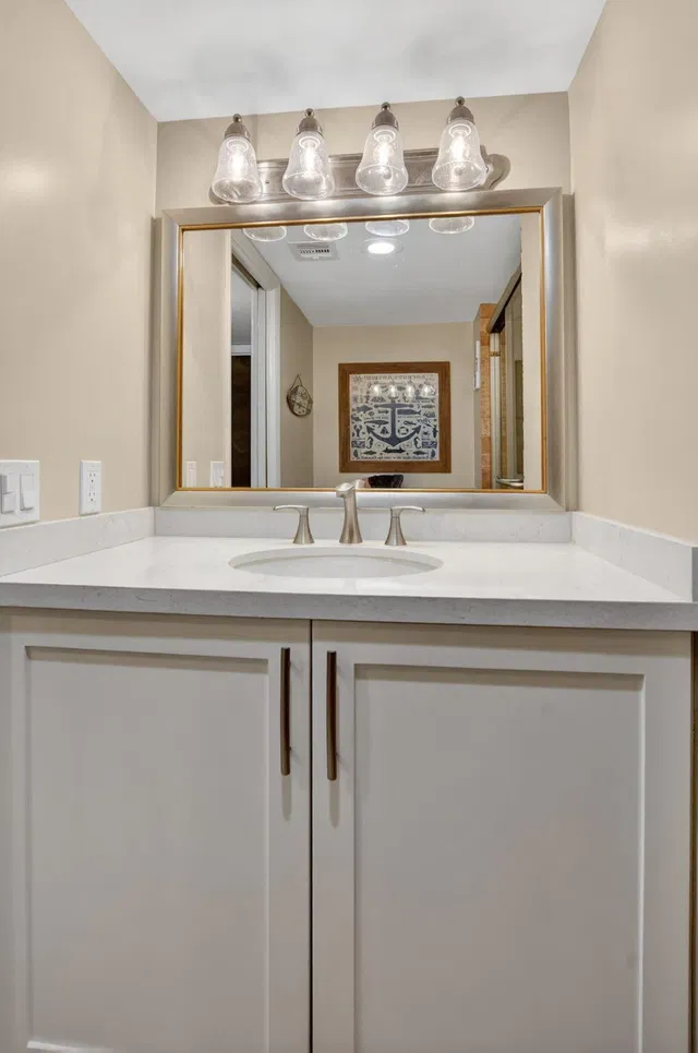  Unit 306 photo 31