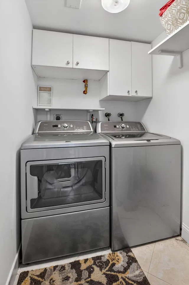  Unit 306 photo 32