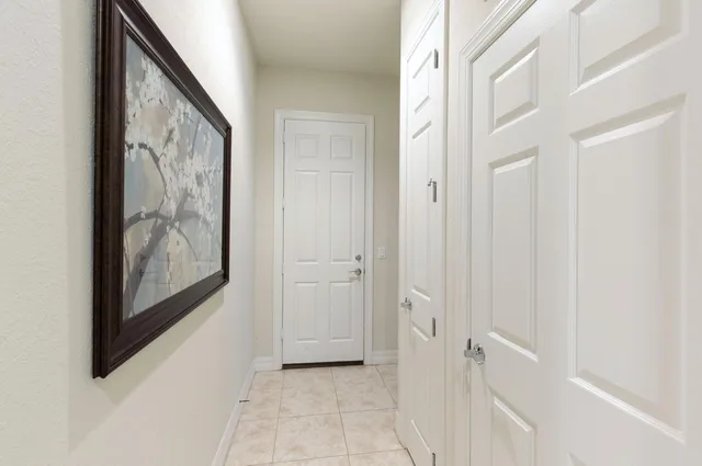 Residence photo 20